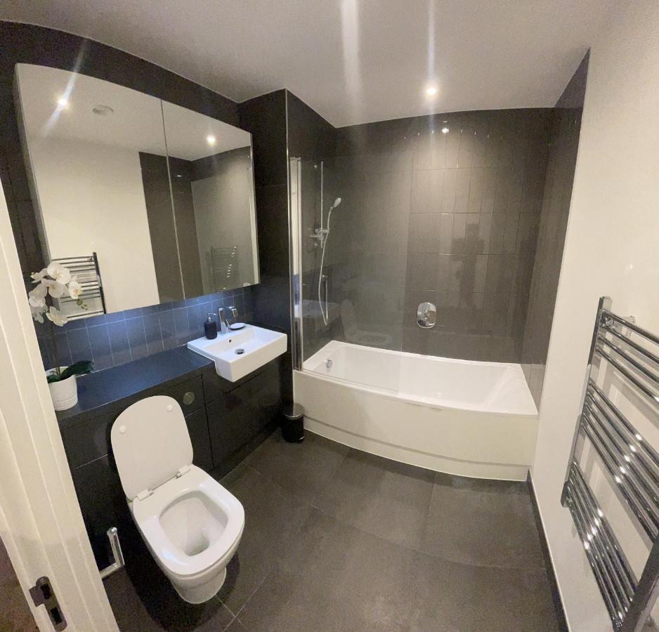 Immaculate 2Bed Apartment In London- City Views Exterior photo